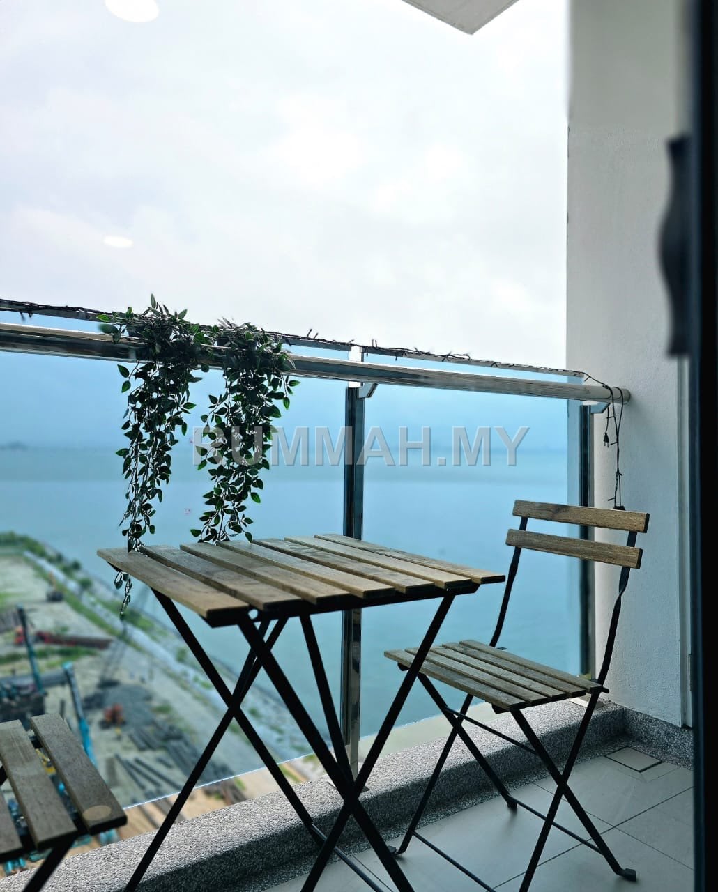 2-bedroom condo in Bayan Lepas, Penang for rent - Queens Condo for Rent @ Queens Residences, Q2 | Seaview