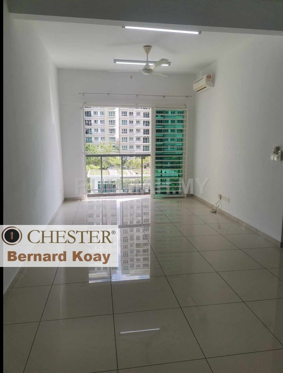 3-bedroom condo in Sungai Ara, Penang for sale - One Imperial condominium Sungai Ara 3 car parks low floor original