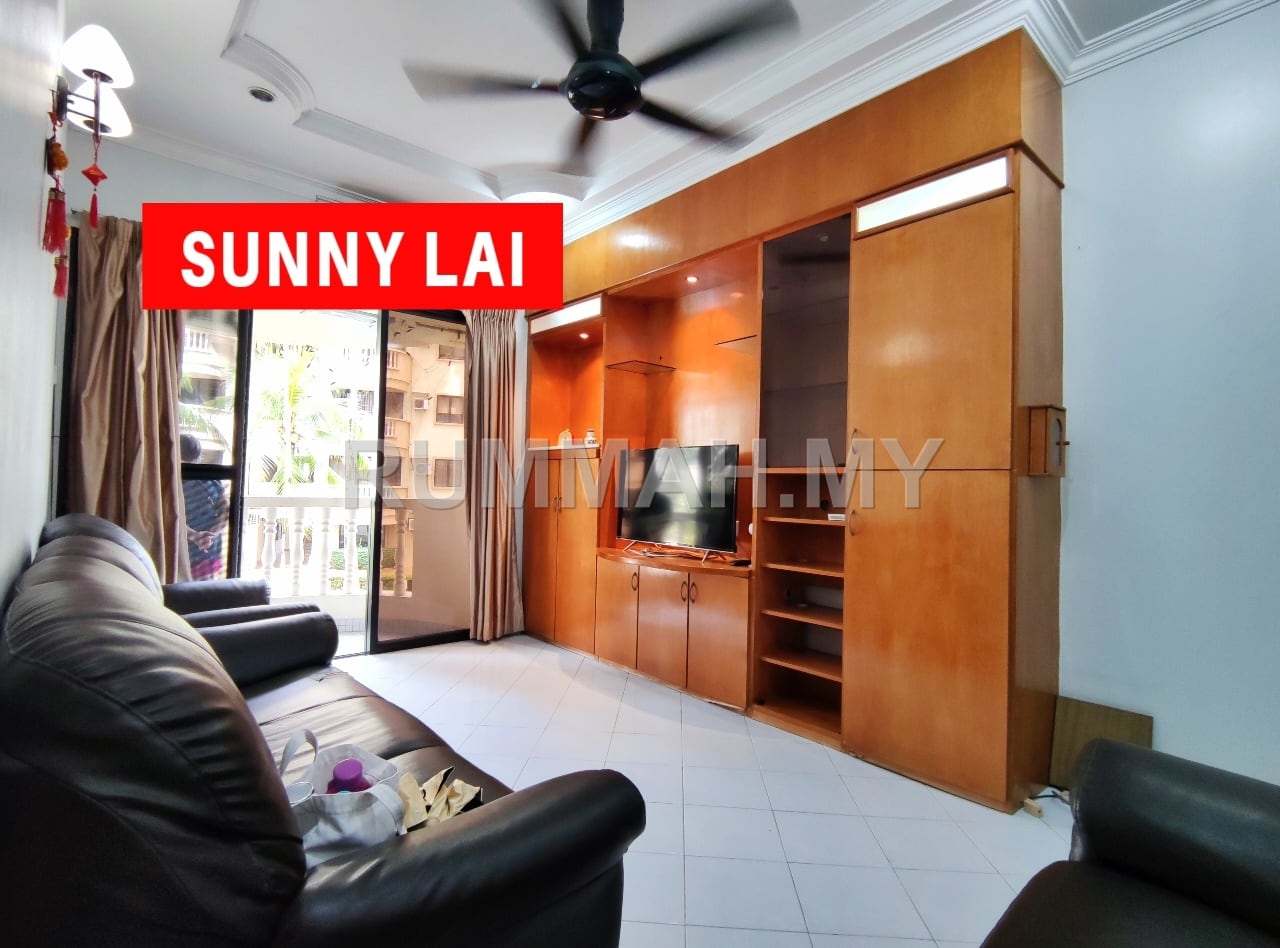 3-bedroom condo in George Town, Penang for rent - Sri York, 924sf, Fully Renovated, Good Condition, 1cp, Worth Buy Unit!