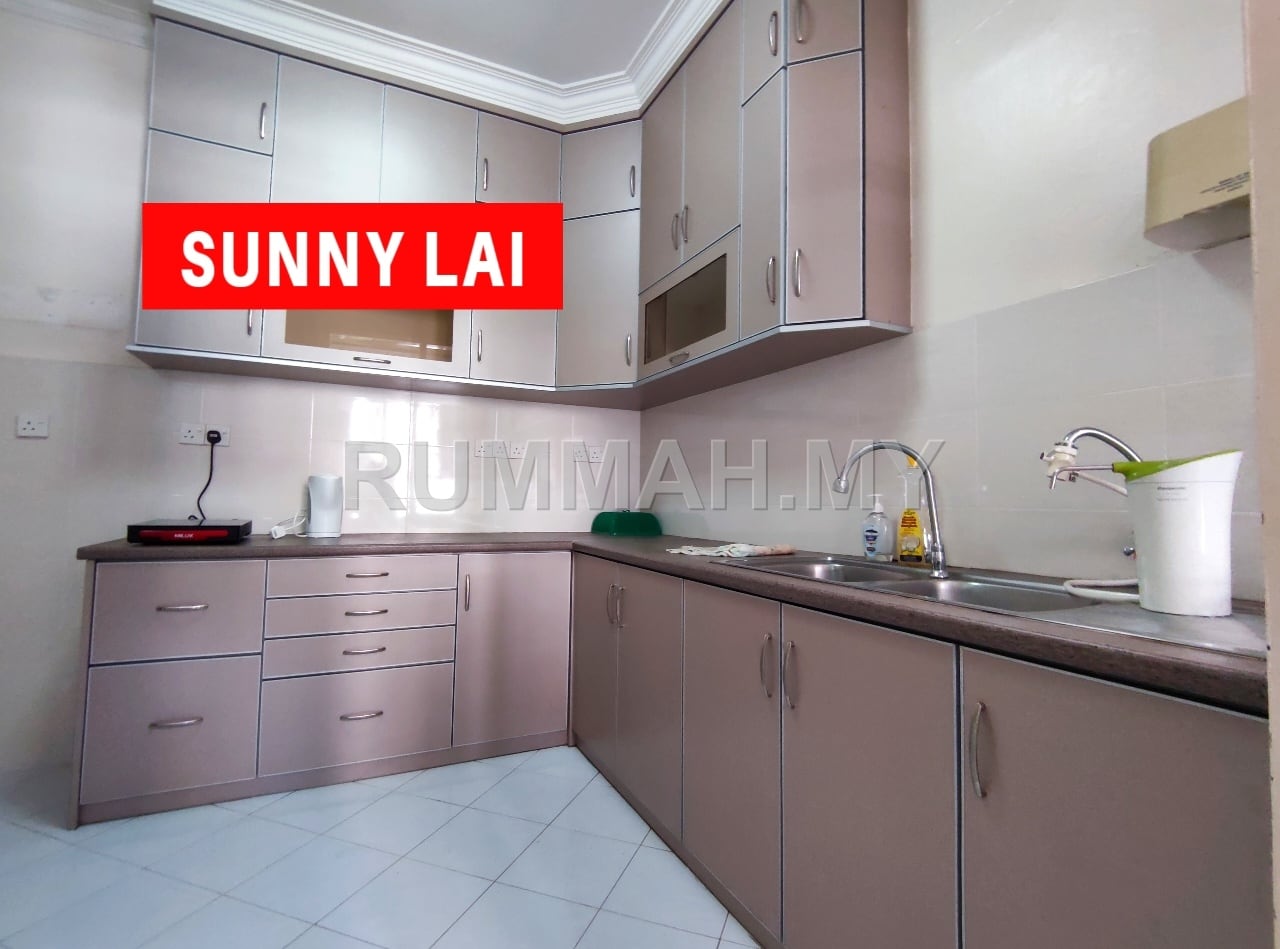 3-bedroom condo in George Town, Penang for rent - Sri York, 924sf, Fully Renovated, Good Condition, 1cp, Worth Buy Unit!