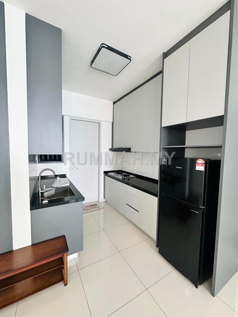 condo in Gelugor, Penang — photo 5