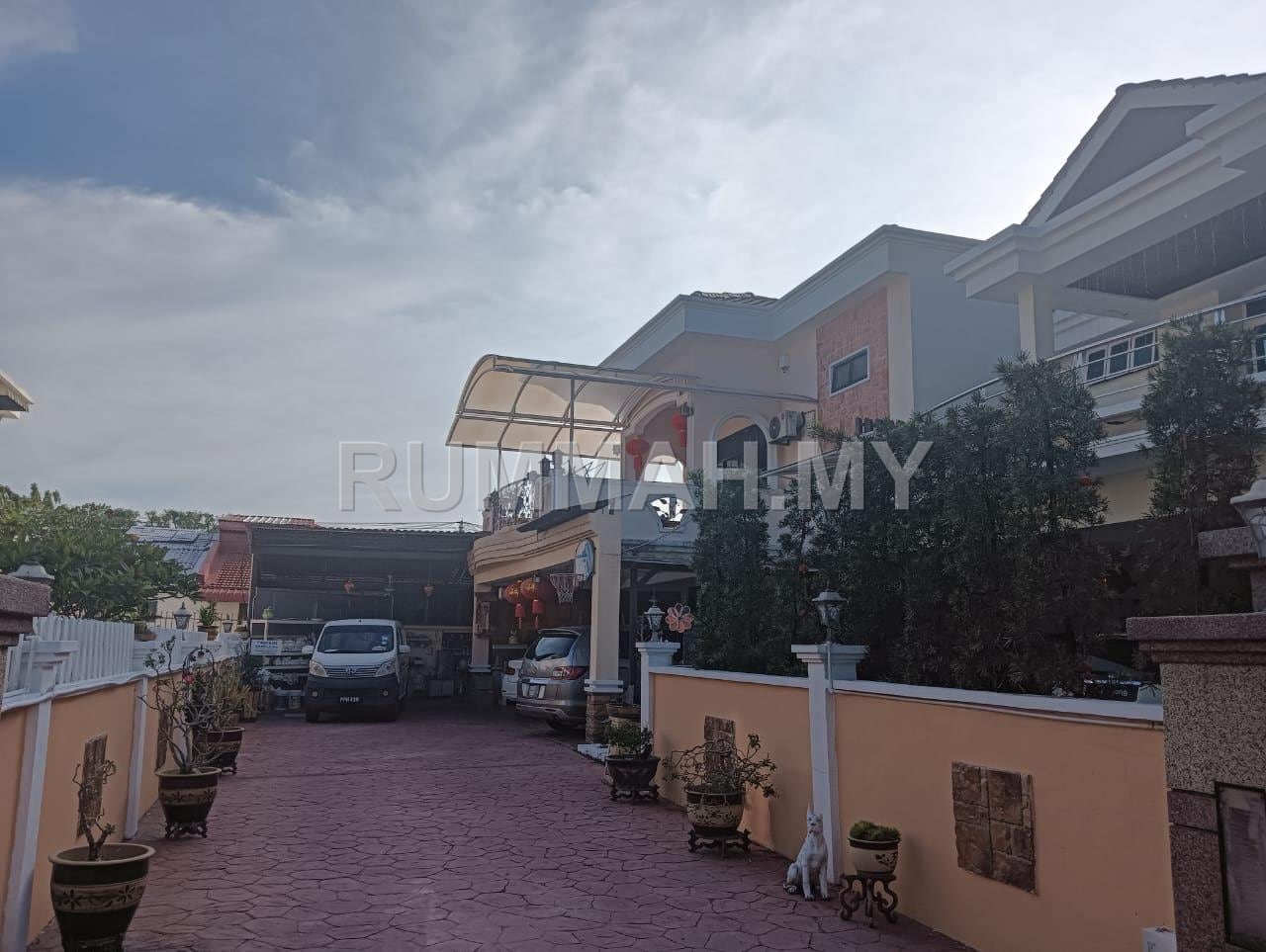 5-bedroom house in Batu Maung, Penang for sale - Taman Sri Indah Batu Maung Semi D,  Penang