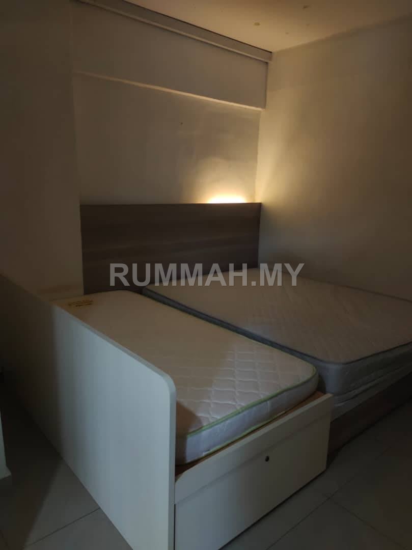 condo in Sungai Ara, Penang — photo 4