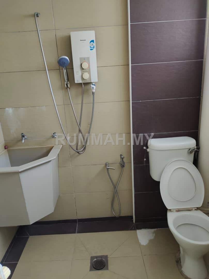 condo in Sungai Ara, Penang — photo 6