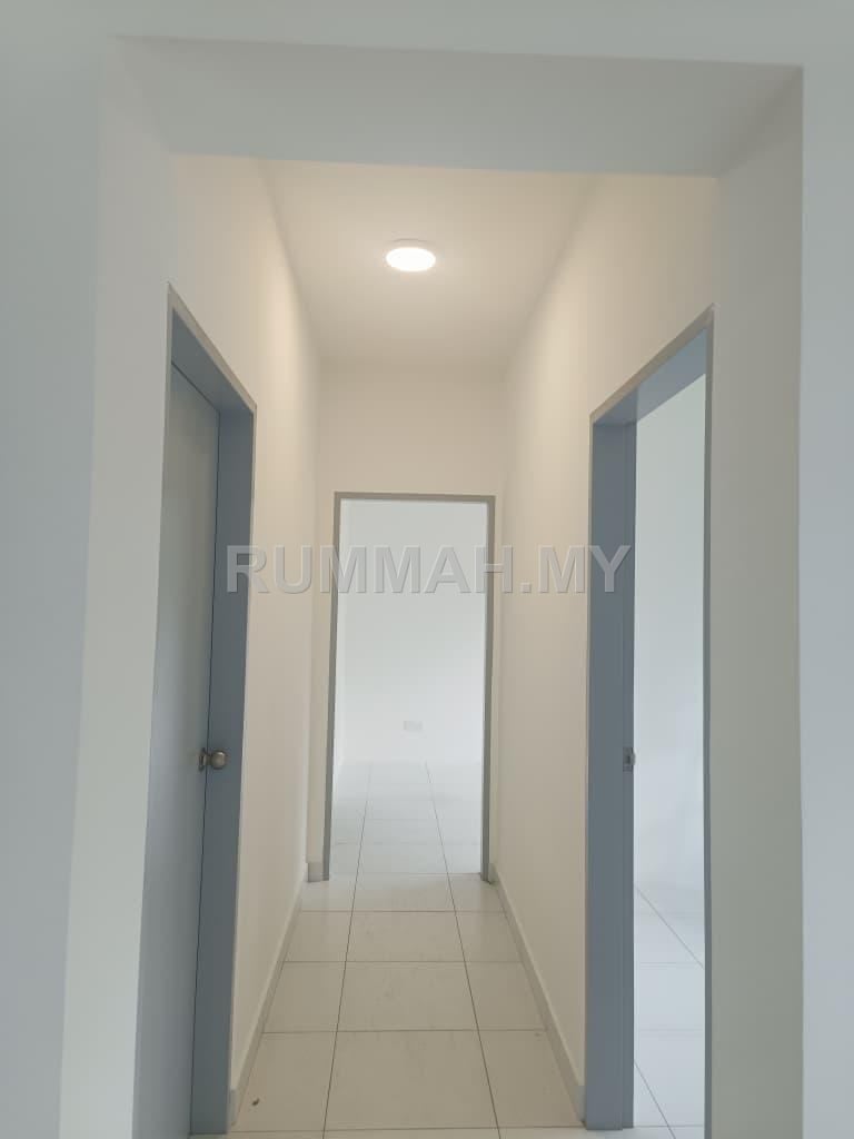 condo in Bukit Jambul, Penang — photo 7