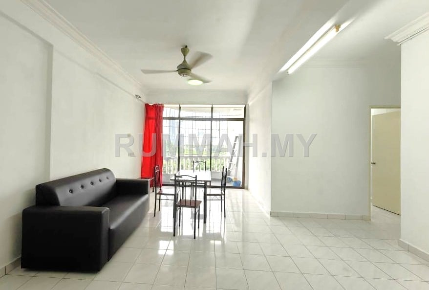 3-bedroom condo in Gelugor, Penang for rent - Desa Permai Indah/Sungai Dua/960sf/Fully Furnished/1 Shaded Car Park