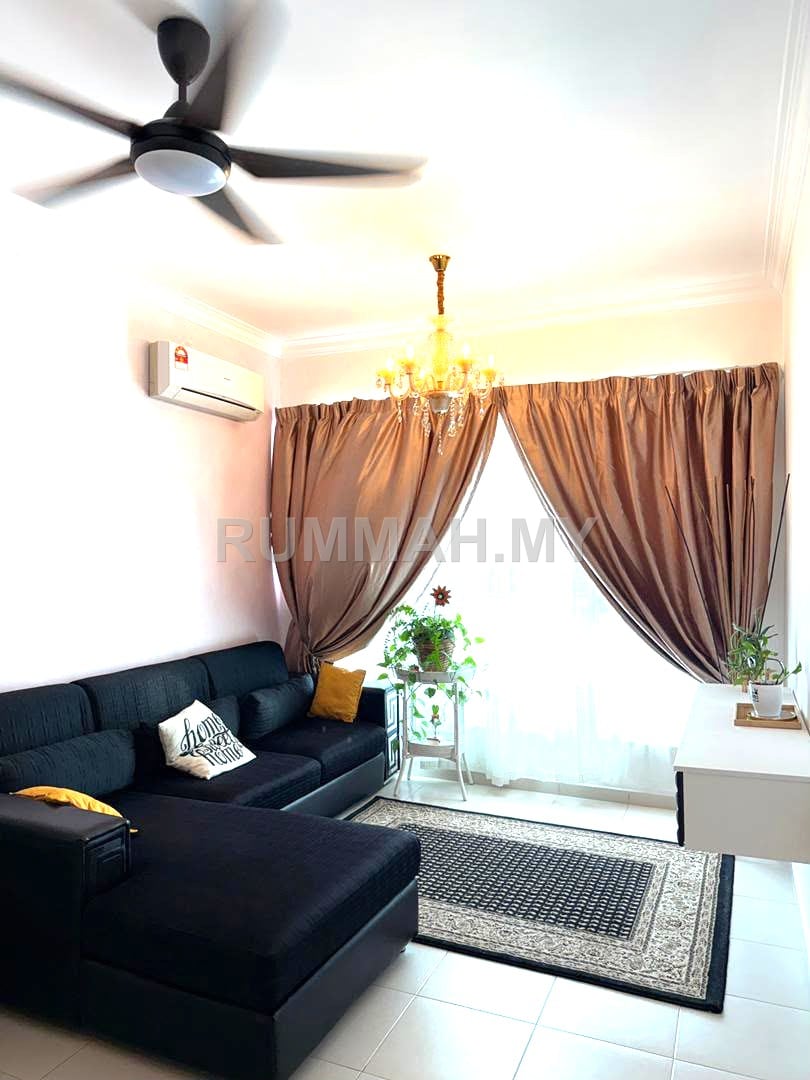 3-bedroom condo in Tanjung Tokong, Penang for rent - I-Santorini/Tanjung Tokong/850 Sqft/Fully Furnished/2 Car Parks
