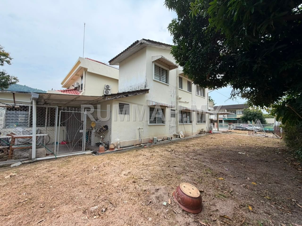 4-bedroom house in Jelutong, Penang for sale - Lebuhraya Tembaga 2 storey Semi D, Taman Guan Joo Seng