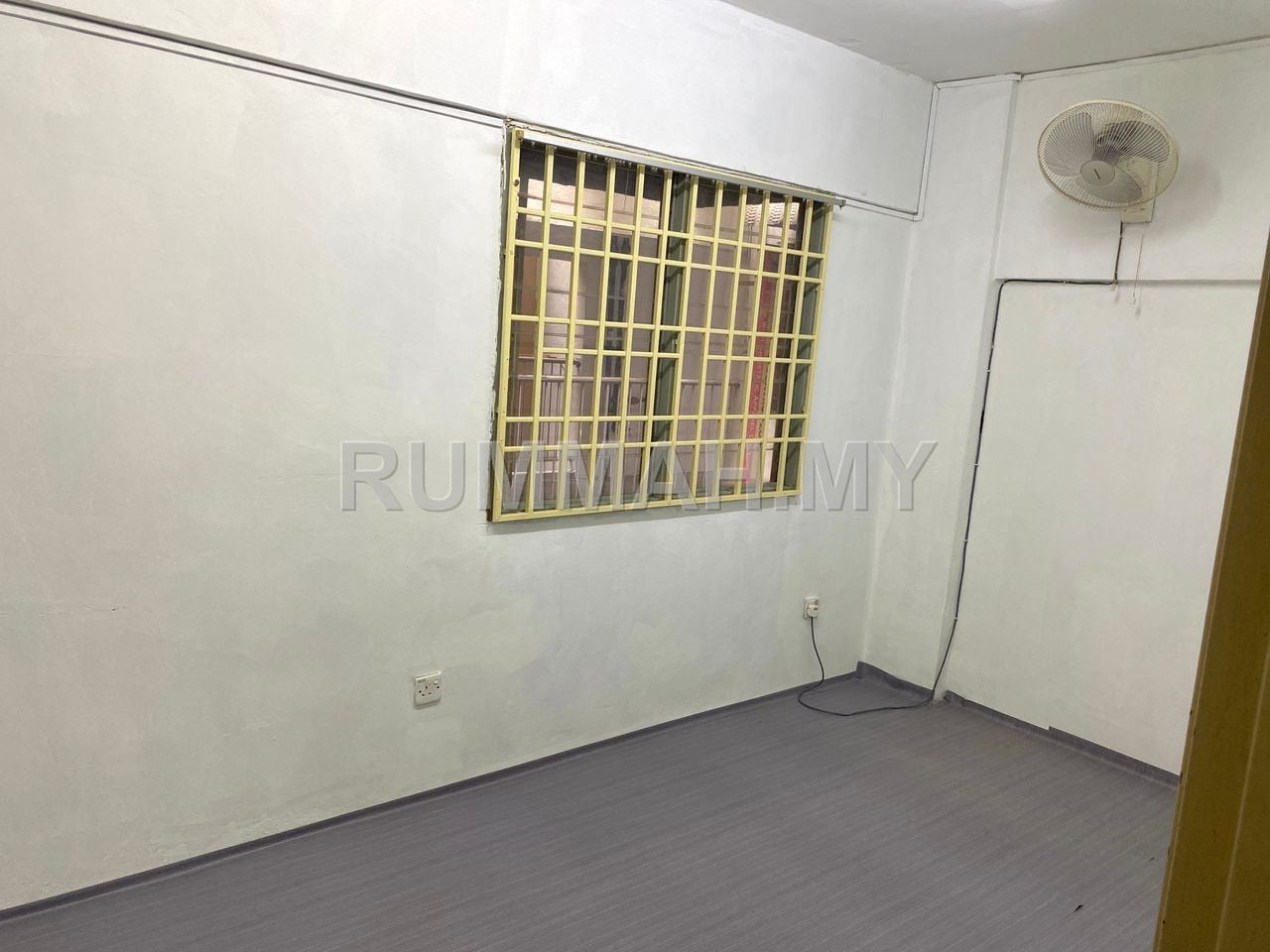 condo in Farlim, Penang — photo 4