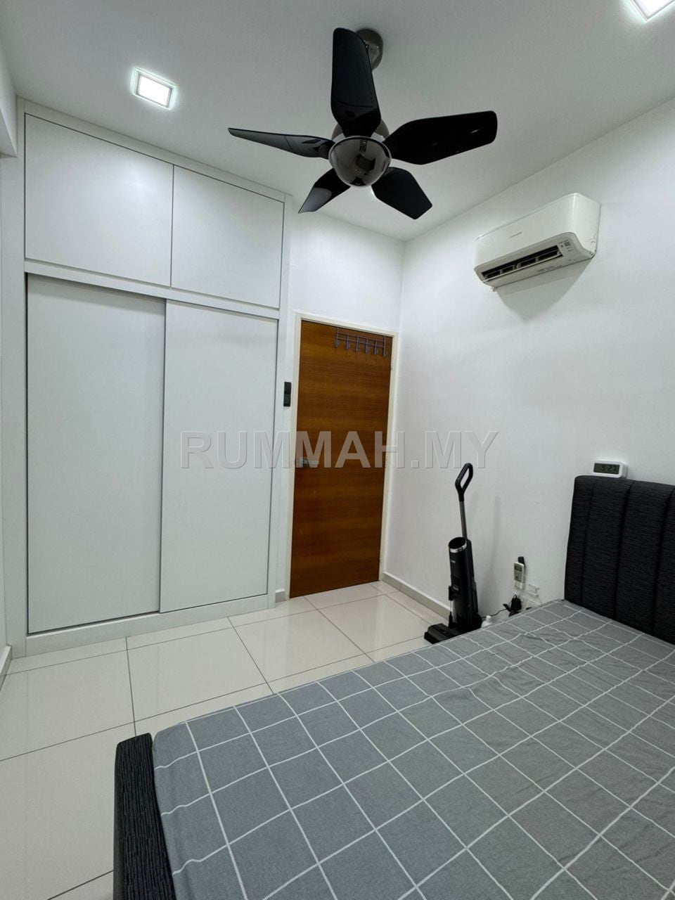 condo in Bayan Lepas, Penang — photo 6