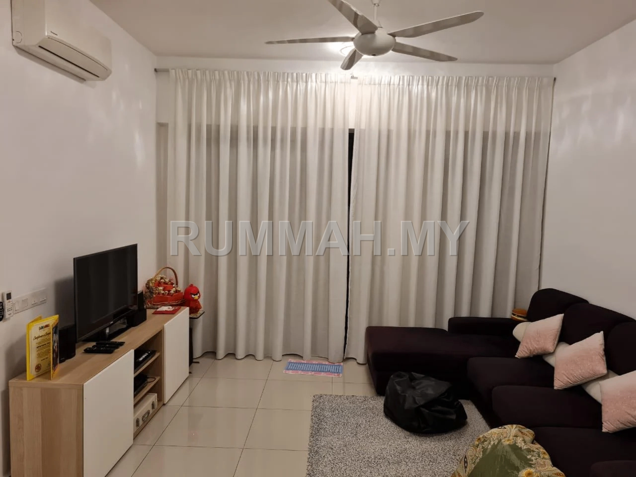3-bedroom condo in Relau, Penang for sale - Setia Sky Vista 4Carparks COrner Unit, Relau Fully Renovated