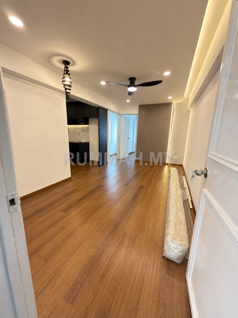 2-bedroom condo in Paya Terubong, Penang for sale - New renovation move in condition Green Garden paya terubong 550sf