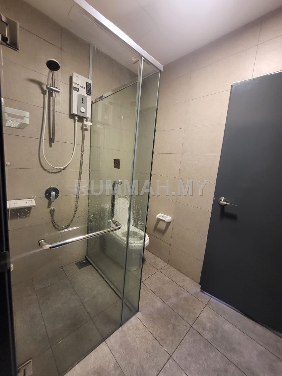 condo in Petaling Jaya, Selangor — photo 5
