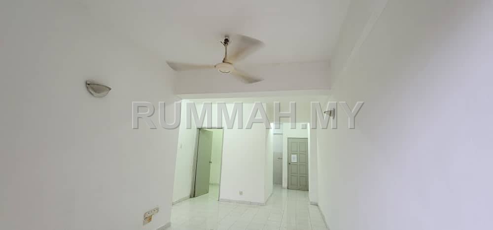 3-bedroom condo in Relau, Penang for sale - Taman desa relau 2