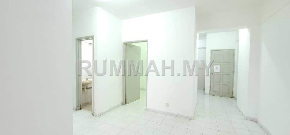 condo in Relau, Penang — photo 4