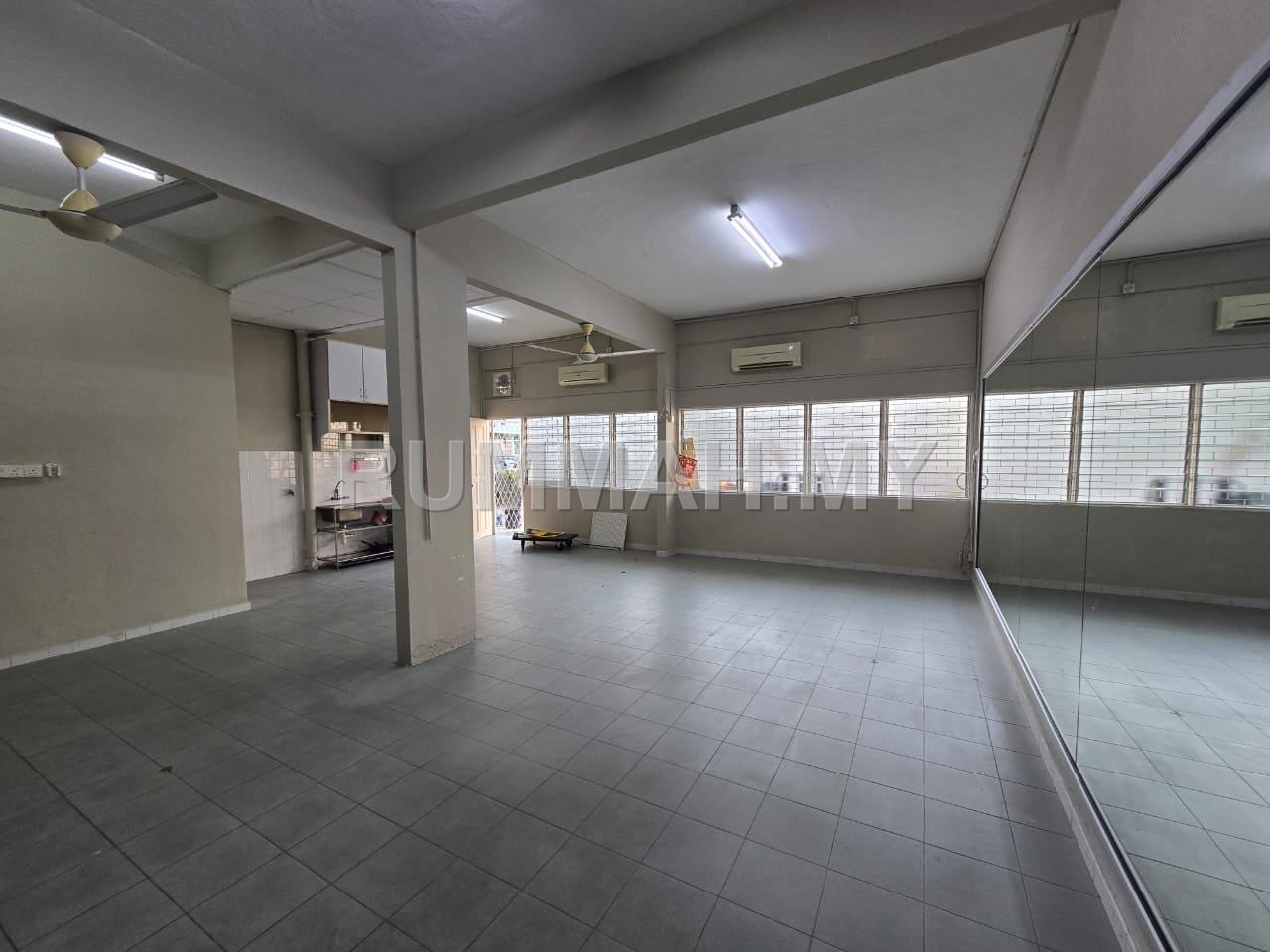 commercial in Lip sin Ground floor shop, Penang for rent - Lip sin Ground floor shop