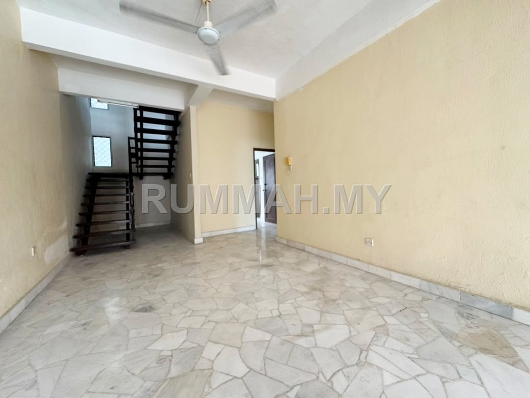 house in Batu Ferringhi, Penang — photo 3