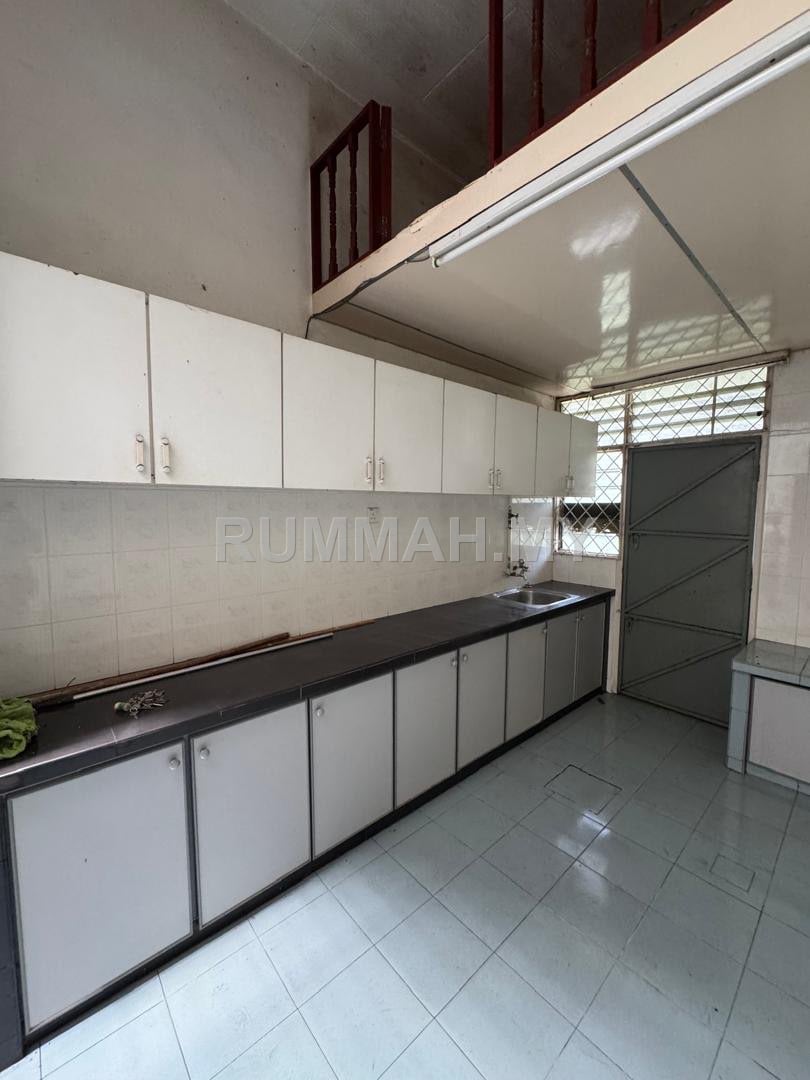house in Tanjung Tokong, Penang — photo 3