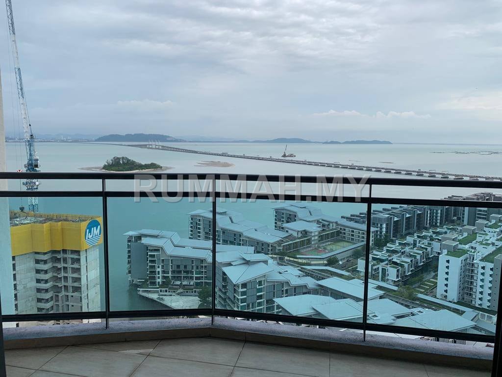 3-bedroom condo in Gelugor, Penang for rent - Waterside Condominium High Floor Fully Furnished for Rent 1249 Sqft