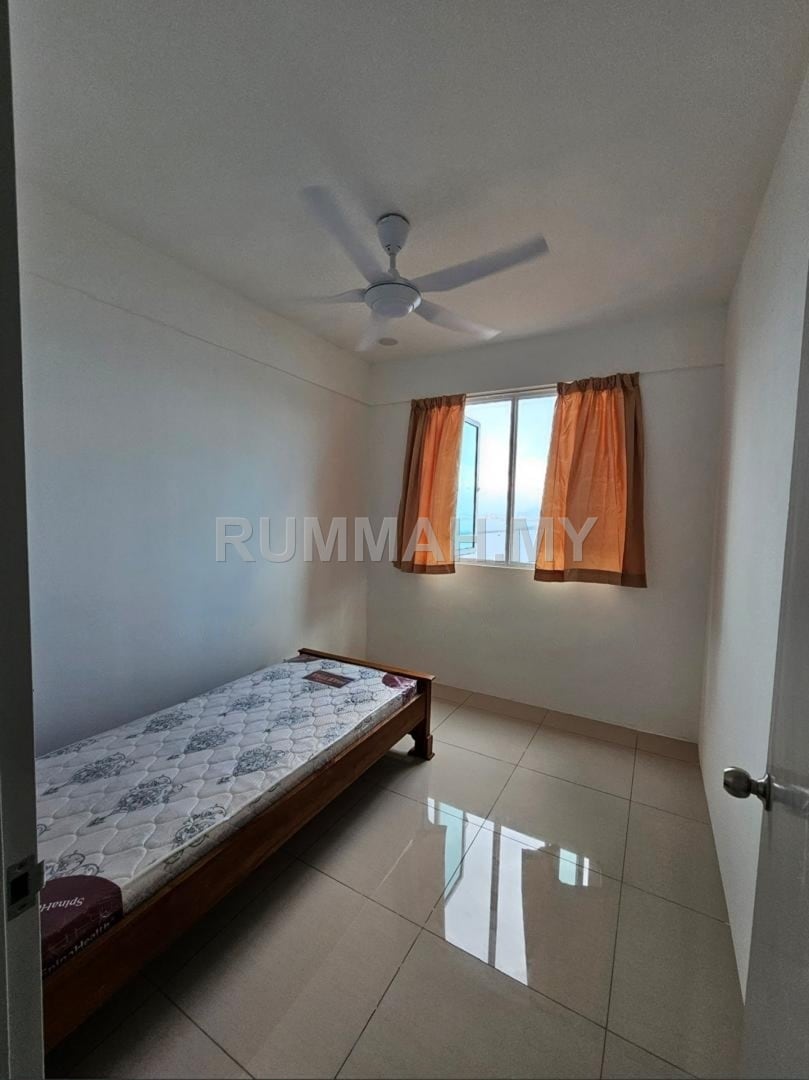 condo in Gelugor, Penang — photo 3