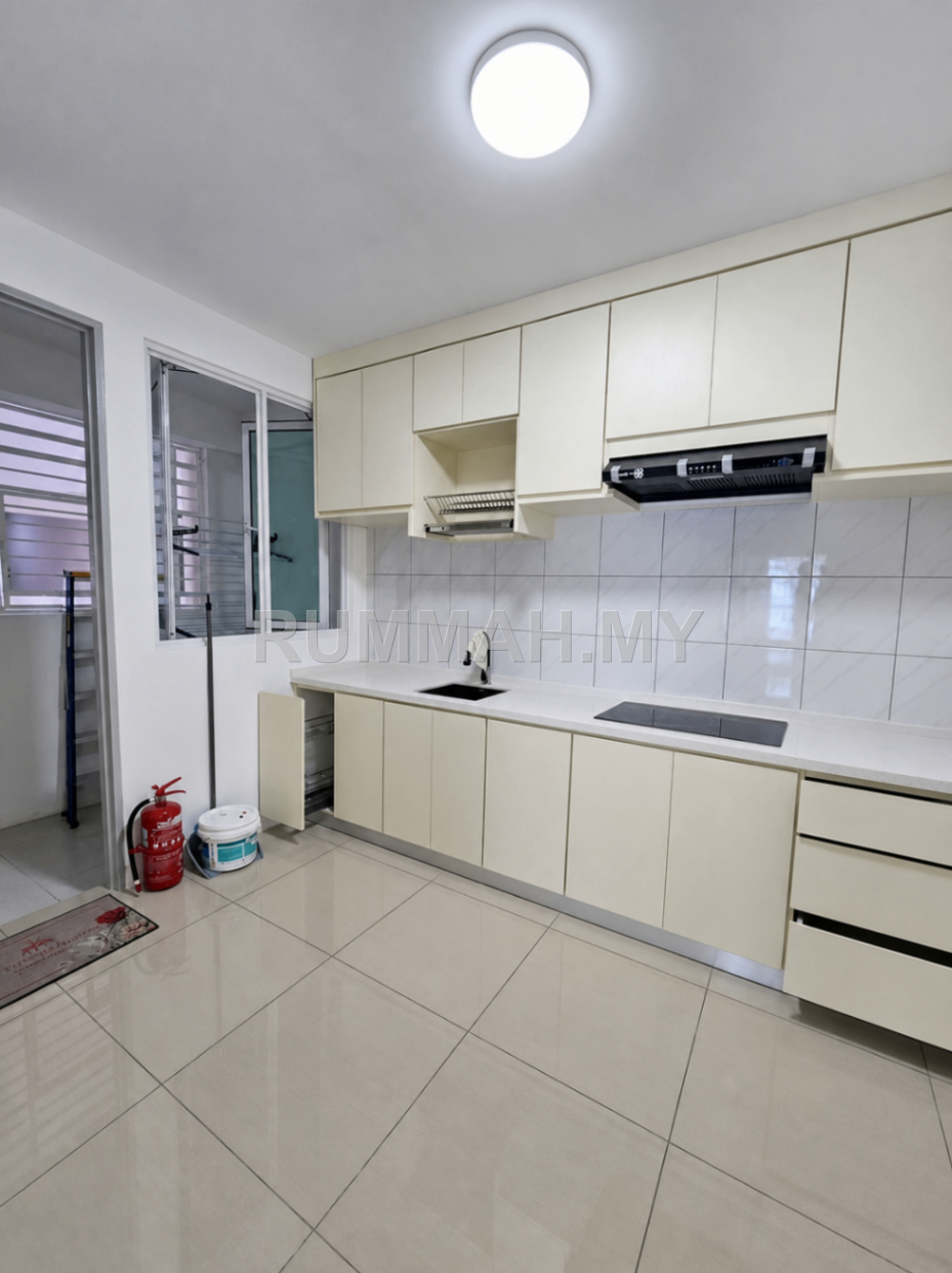 condo in Gelugor, Penang — photo 2