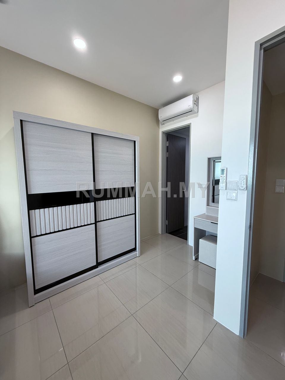condo in Gelugor, Penang — photo 6