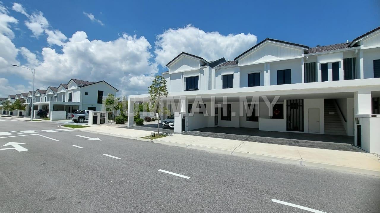 2-bedroom house in Batu Kawan, Penang for sale - Ecoworld Cohome Camdon Ground Floor Eco Horizon Batu Kawan Townhouse 