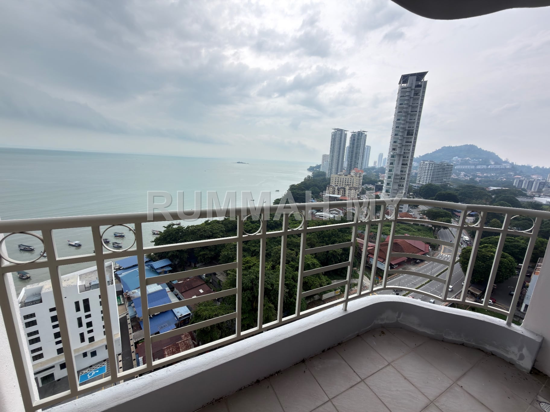 condo in Tanjung Bungah, Penang — photo 4