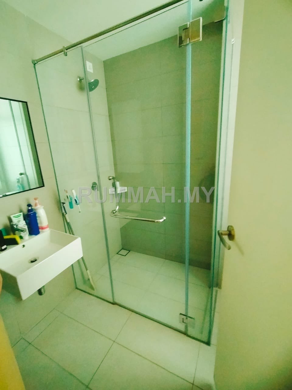 condo in Batu Ferringhi, Penang — photo 3
