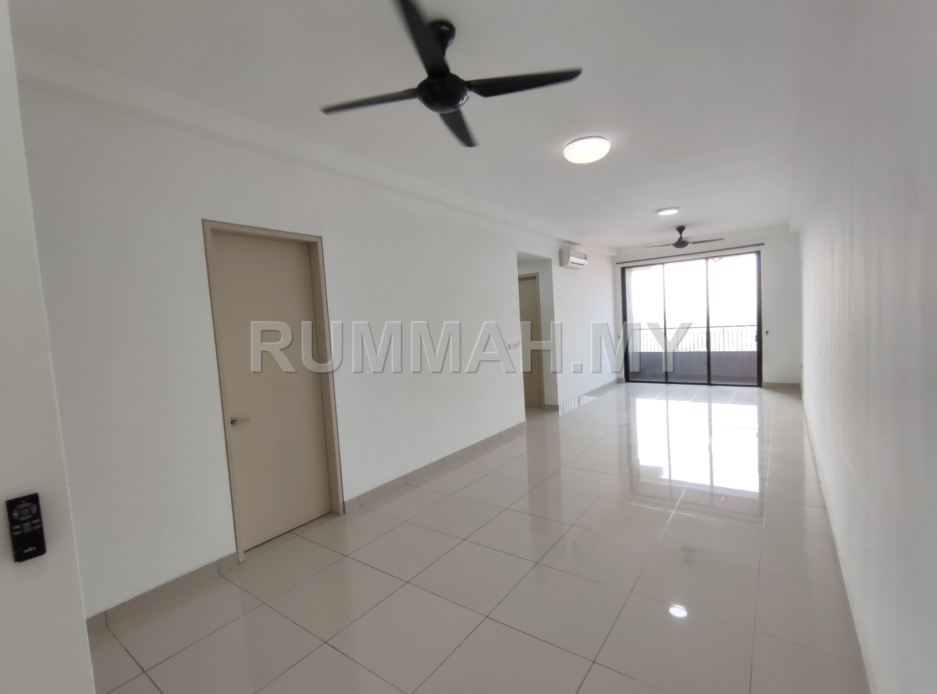 3-bedroom condo in Taman Mas Puchong, Selangor for sale - D'aman Residences, Below Market Non Bumi, 1076sqft 3 Rooms, Taman Mas Puchong