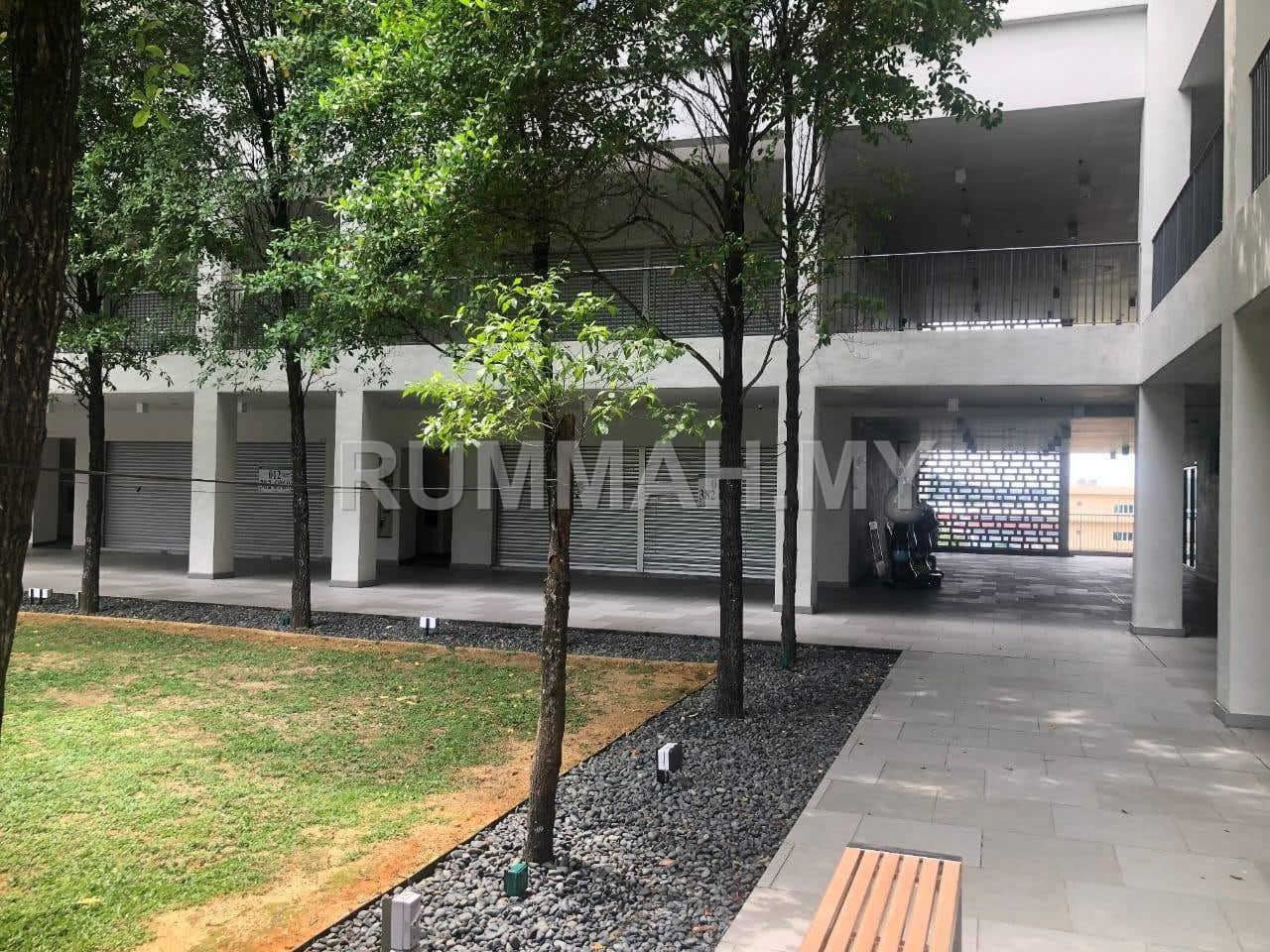 commercial in Sungai Buloh, Selangor for sale - Brand New 3 Storeys Shop Office Kampung Baru Sungai Buloh For Sale