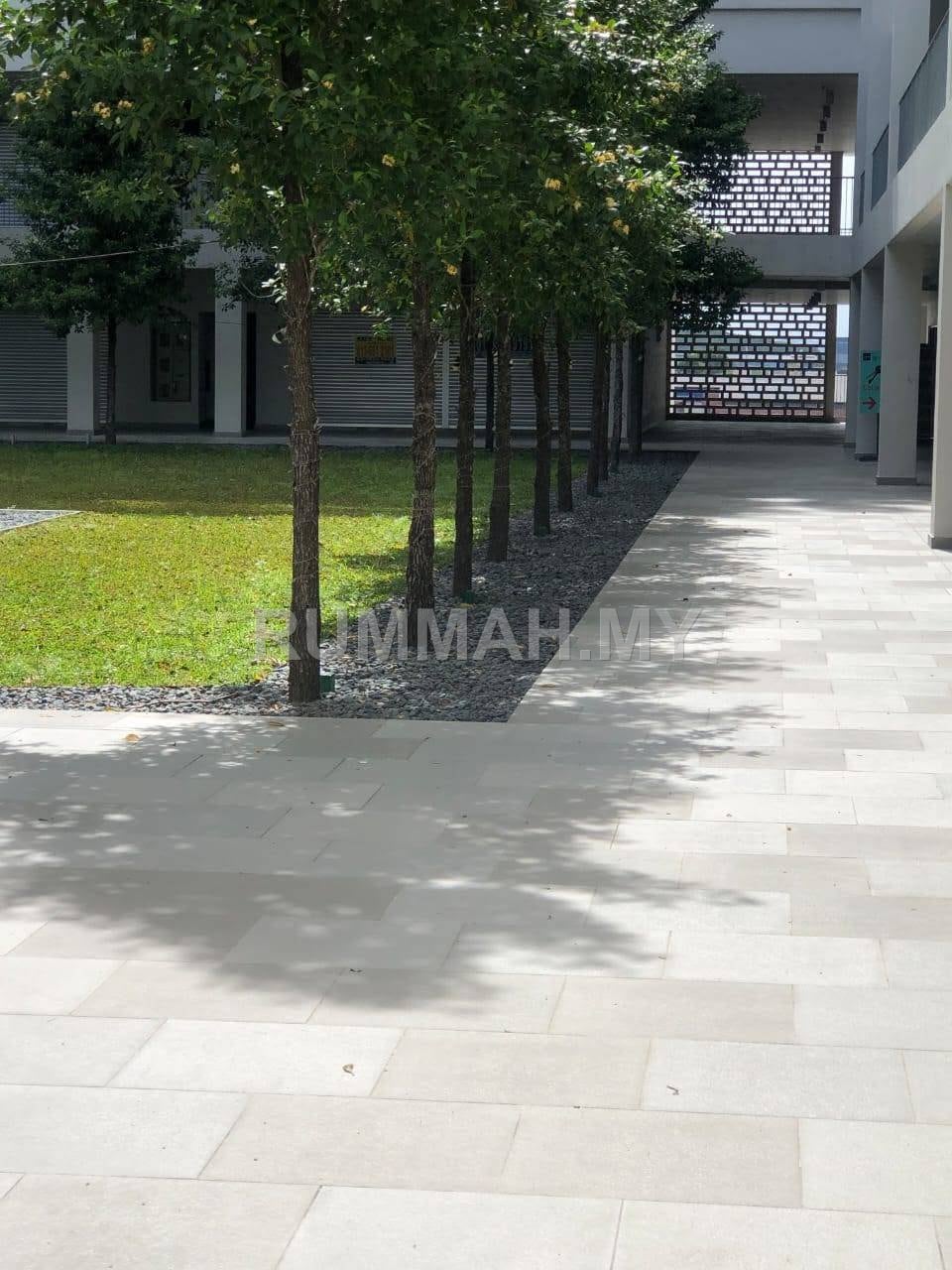 commercial in Sungai Buloh, Selangor — photo 6