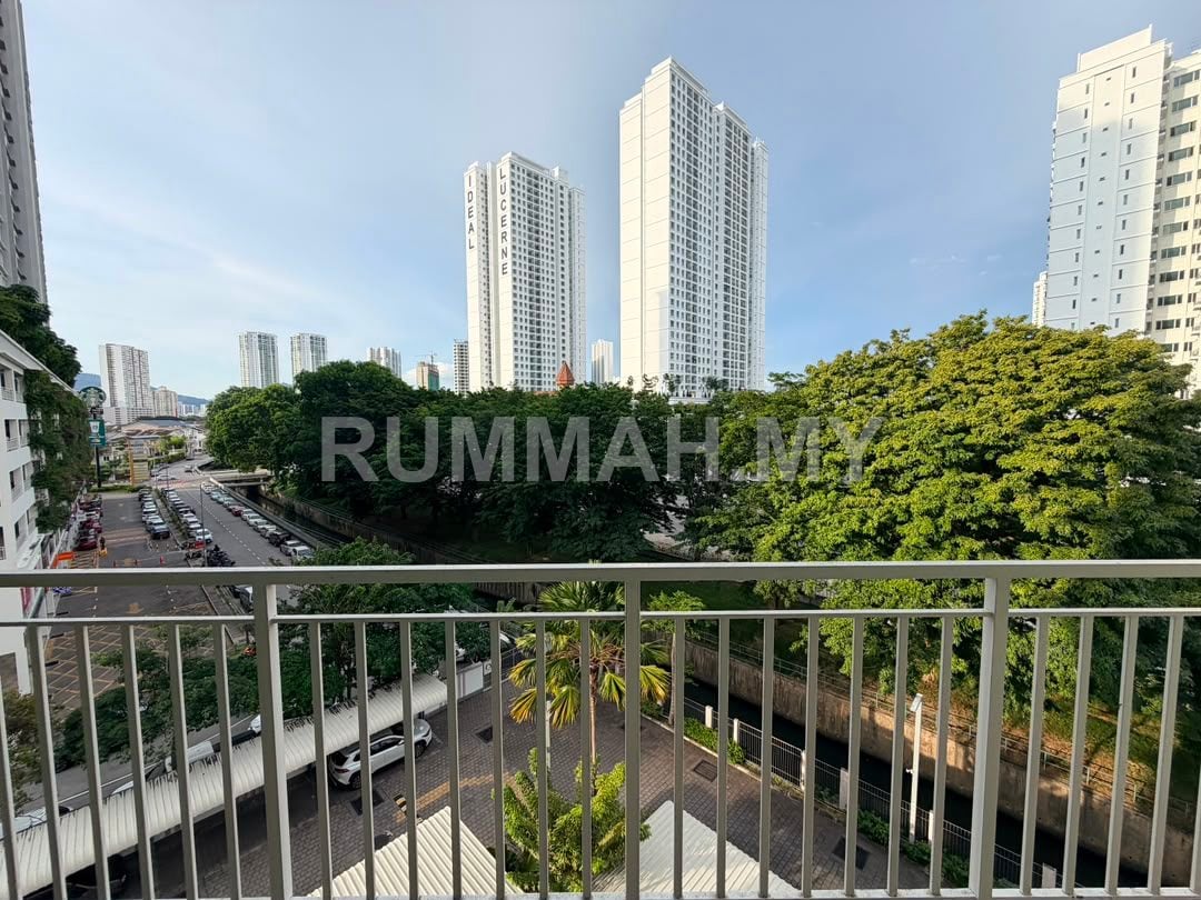 condo in Sungai Ara, Penang — photo 3