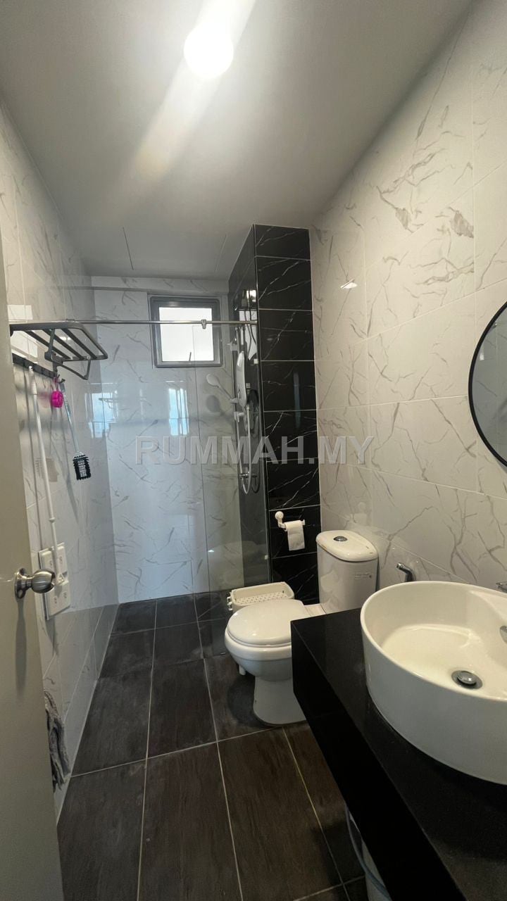 condo in Gelugor, Penang — photo 3