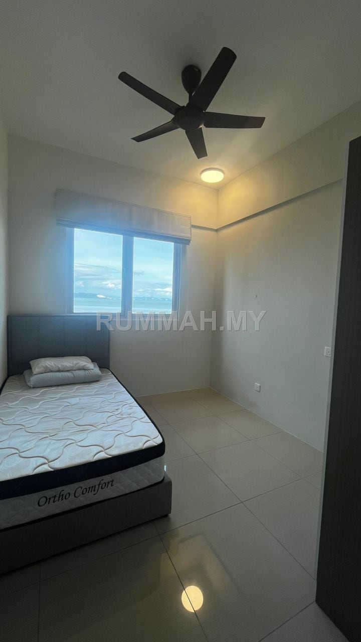 condo in Gelugor, Penang — photo 7