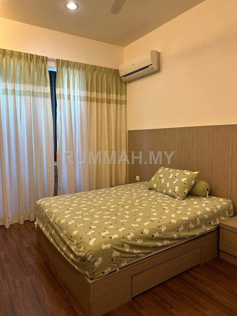 condo in Batu Ferringhi, Penang — photo 6