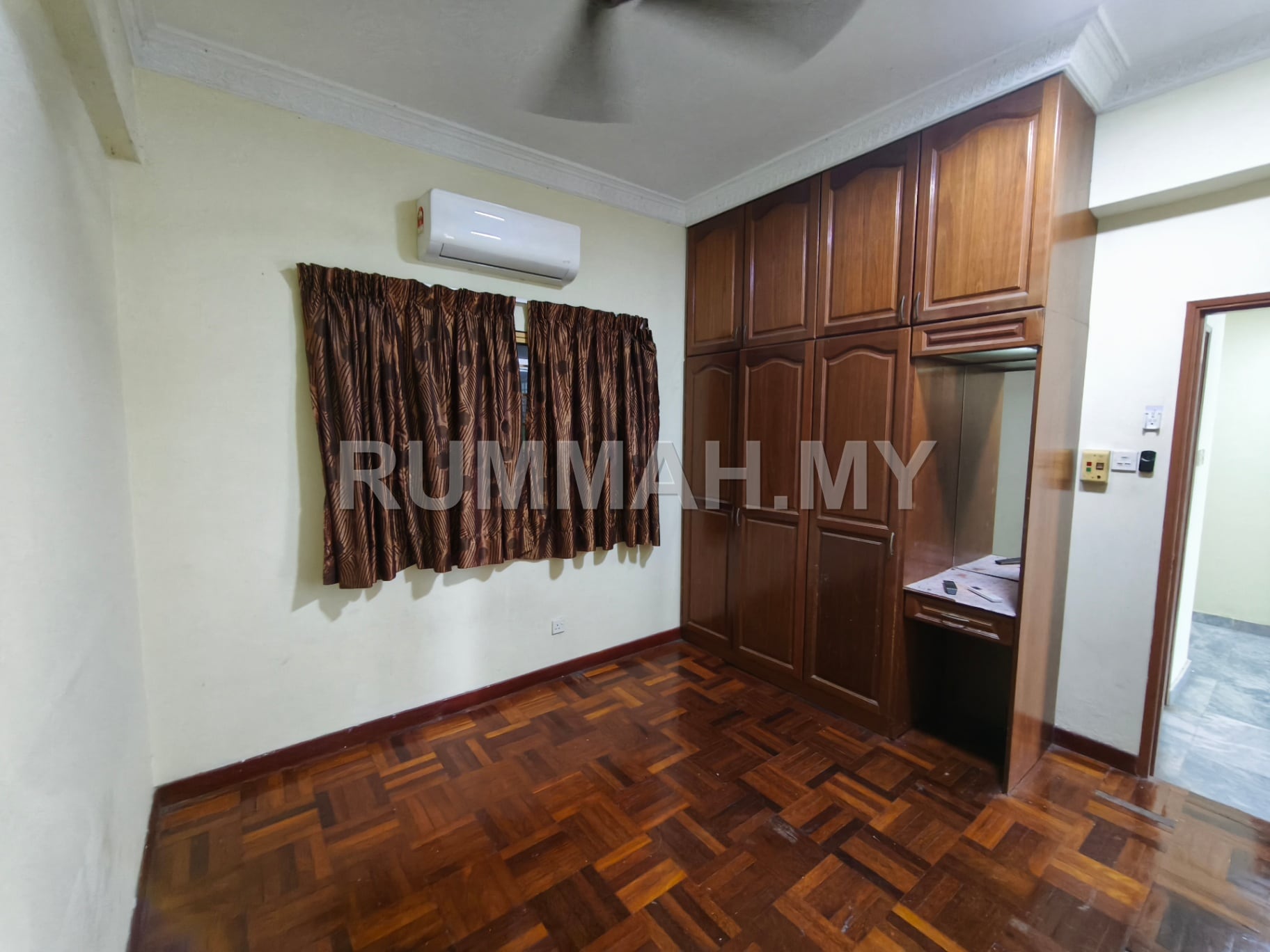 condo in Bandar Sunway, Selangor — photo 5