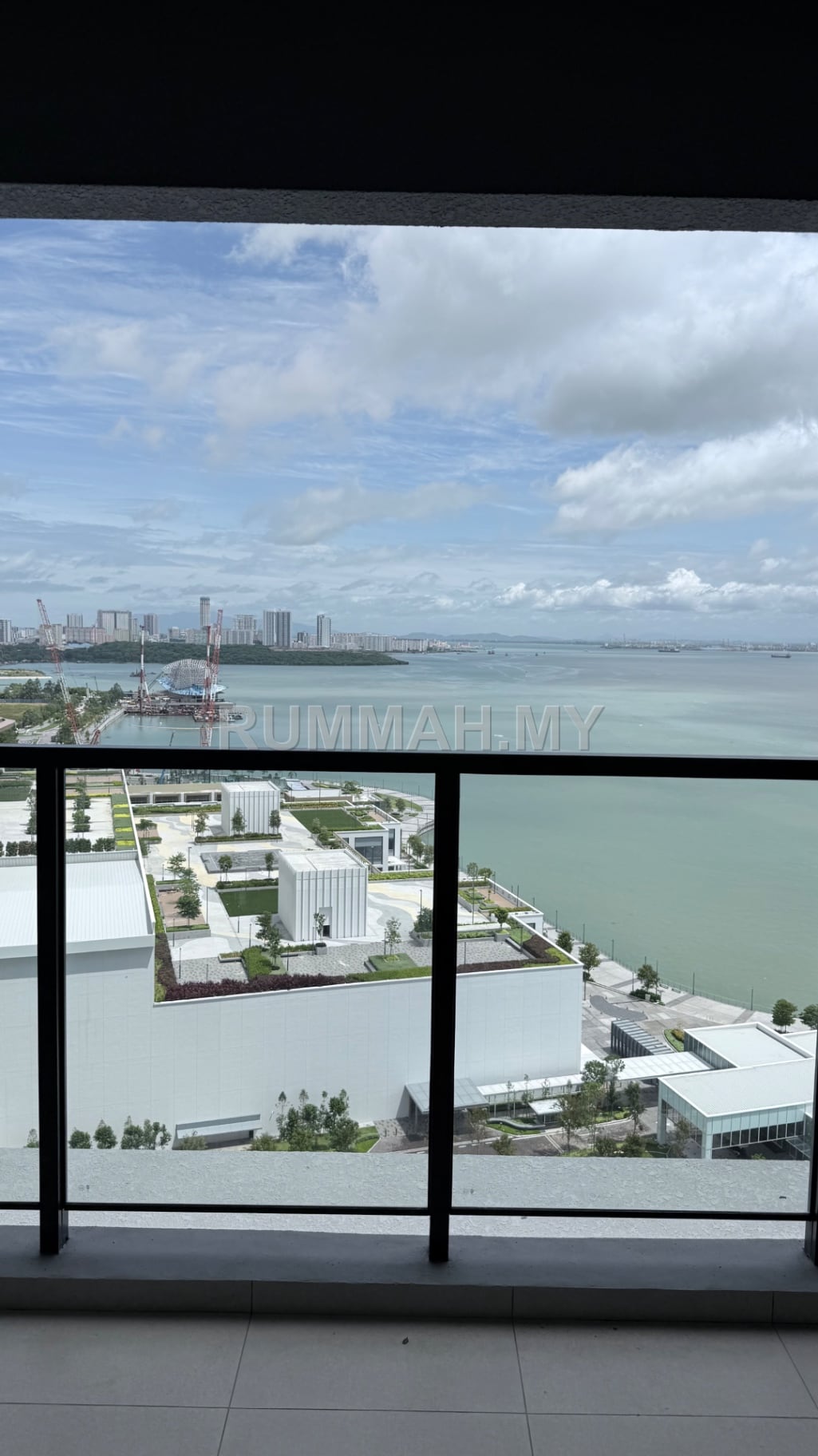 3-bedroom condo in Gelugor, Penang for sale - Condo for Sale @ MEZZO, Gelugor | Freehold