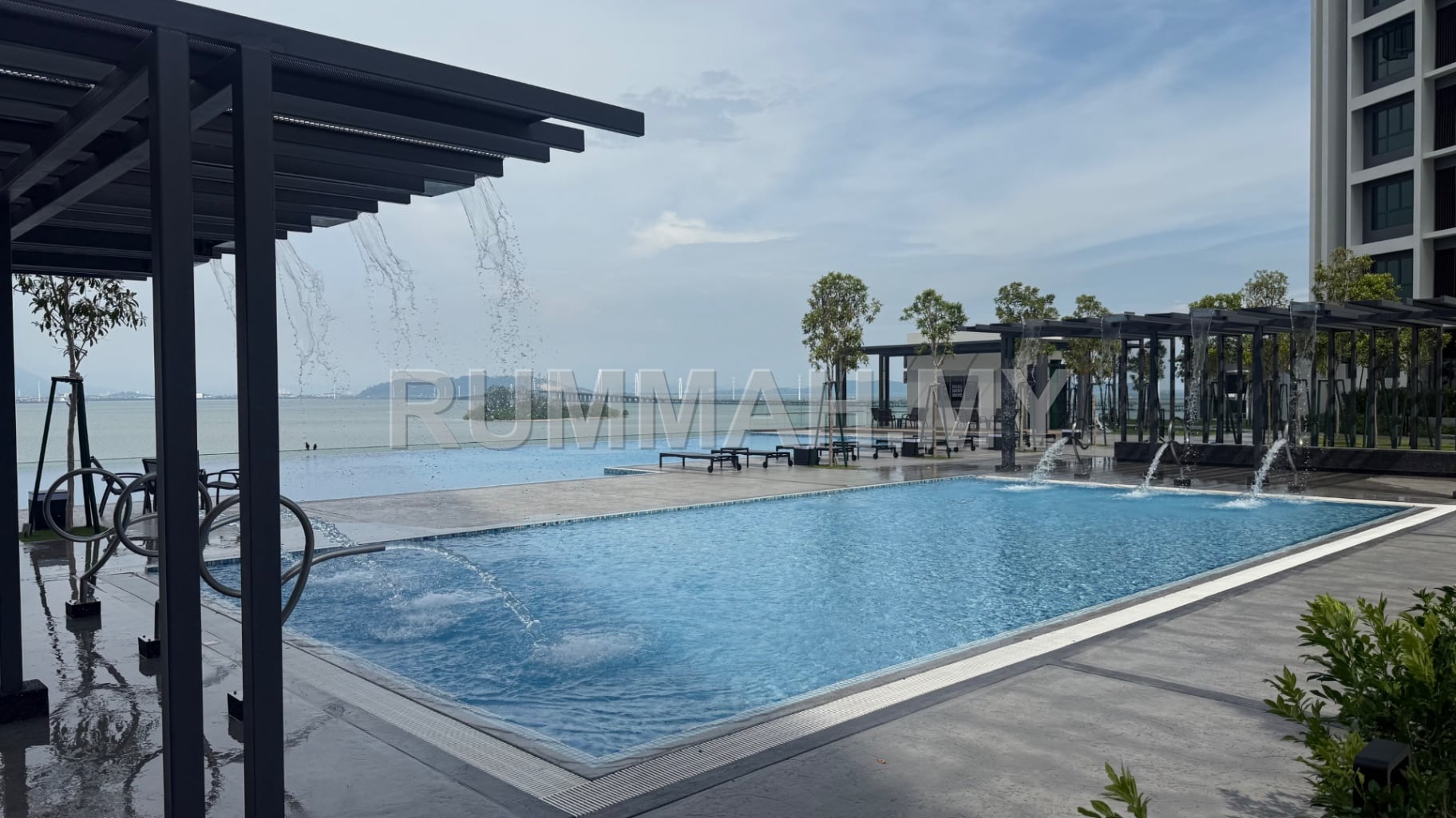 condo in Gelugor, Penang — photo 3