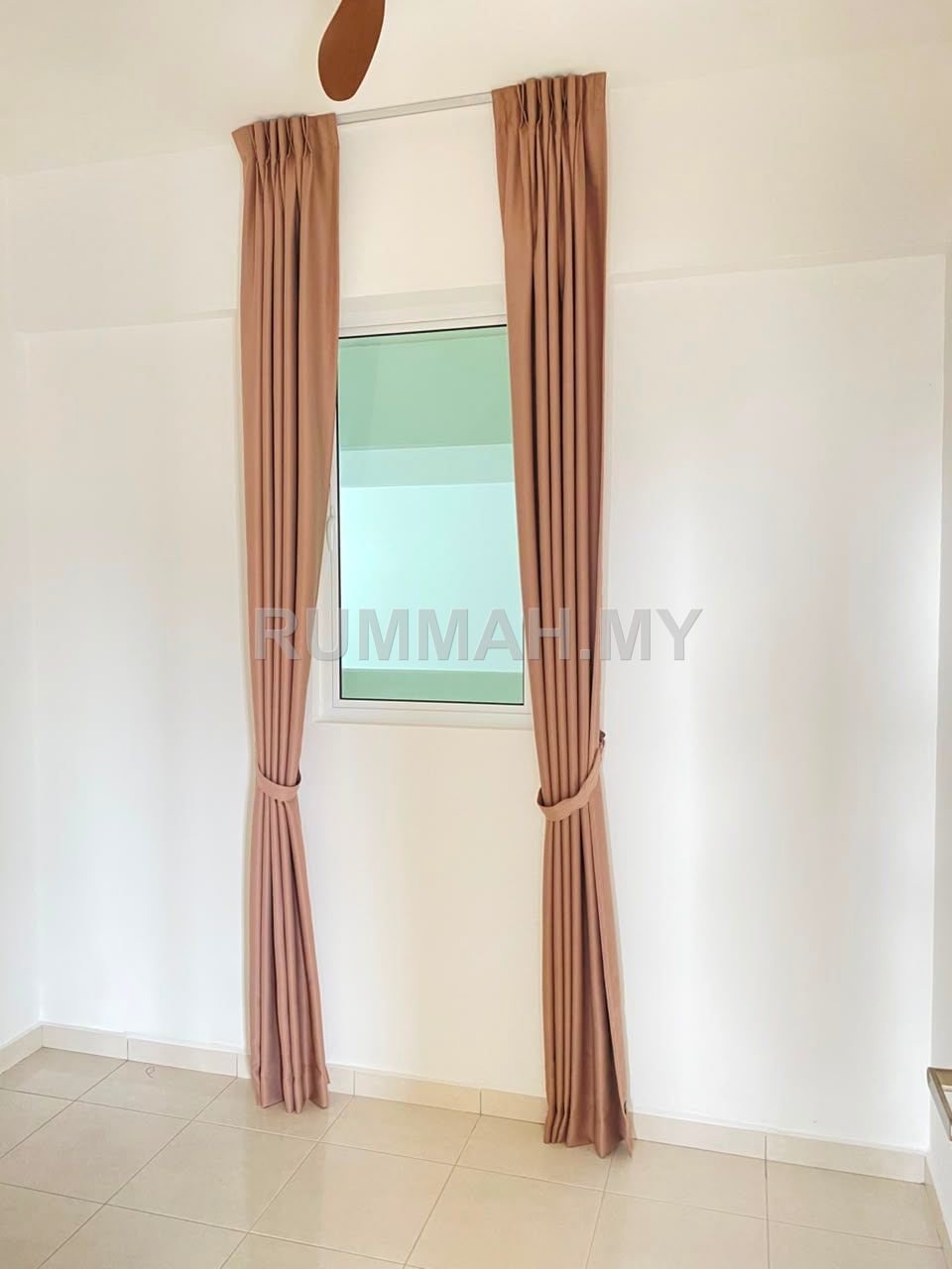 condo in Gelugor, Penang — photo 4