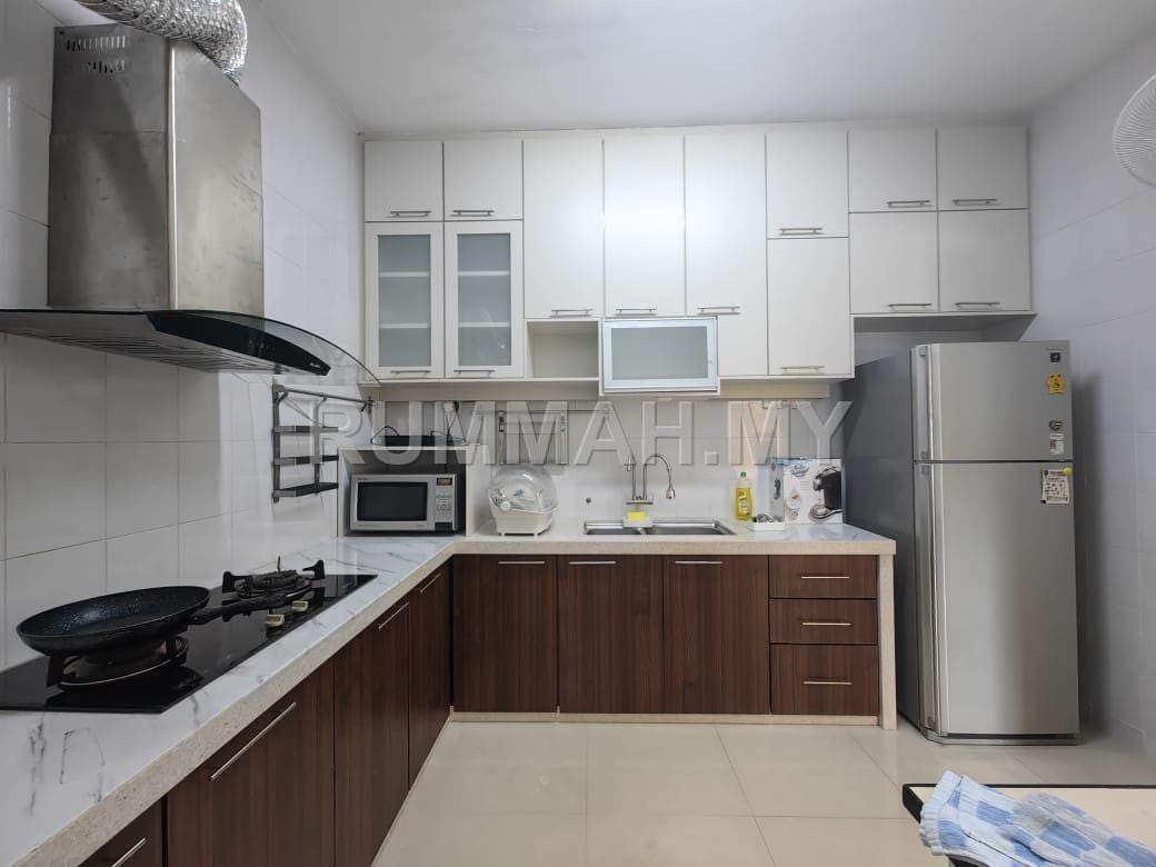 condo in Gelugor, Penang — photo 4