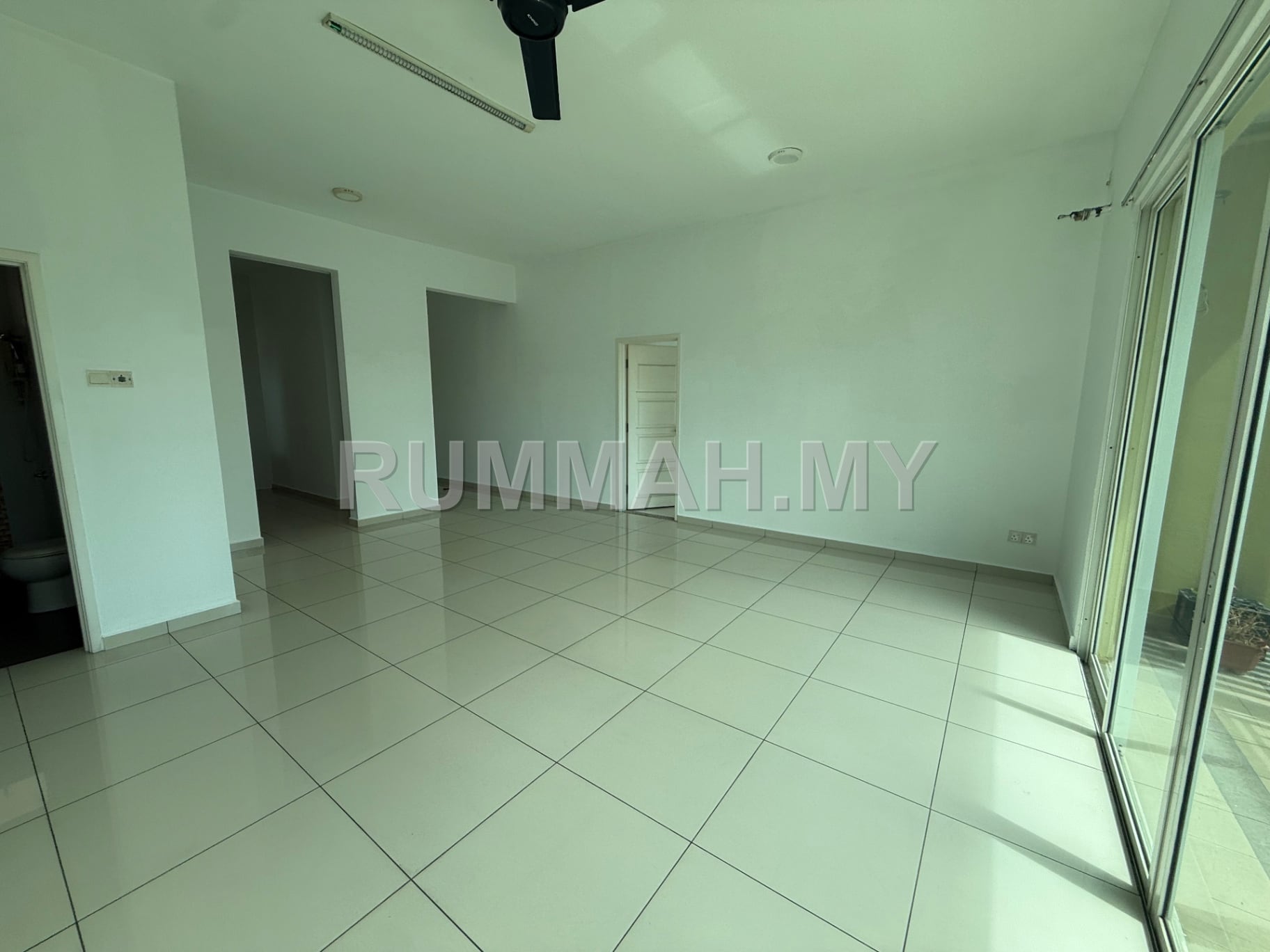 condo in Sungai Ara, Penang — photo 4