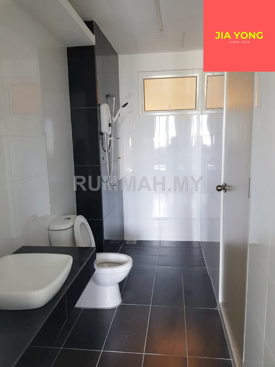 condo in Sungai Ara, Penang — photo 2