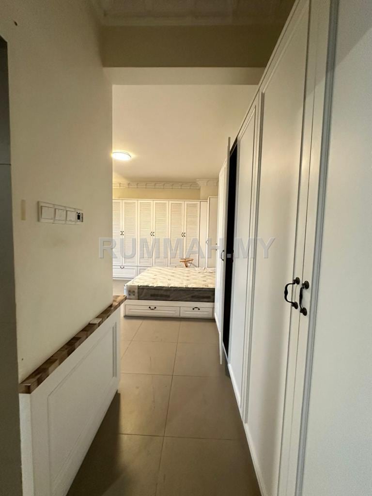condo in Gelugor, Penang — photo 5