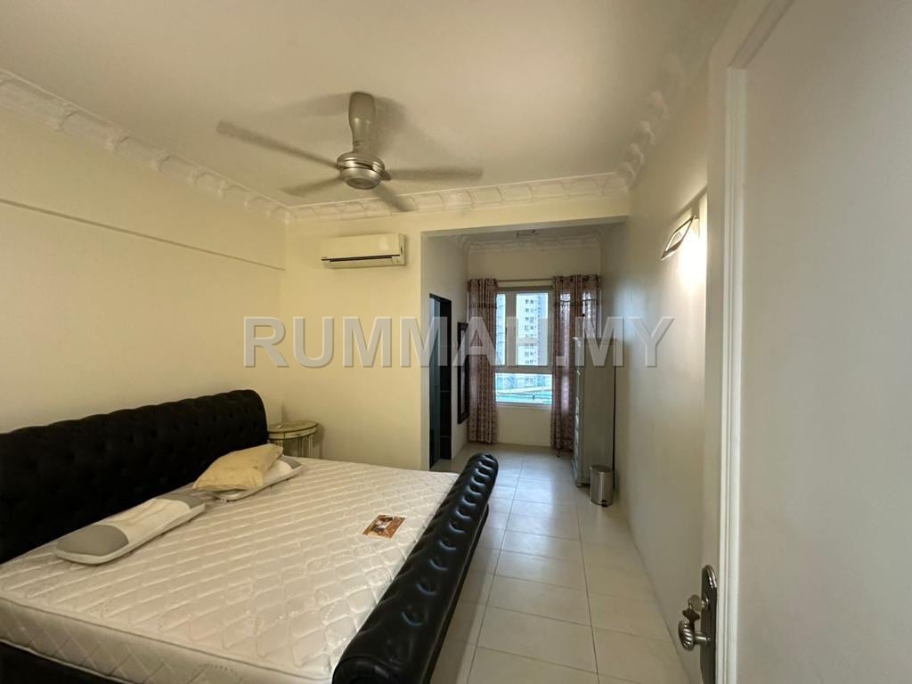 condo in Gelugor, Penang — photo 6
