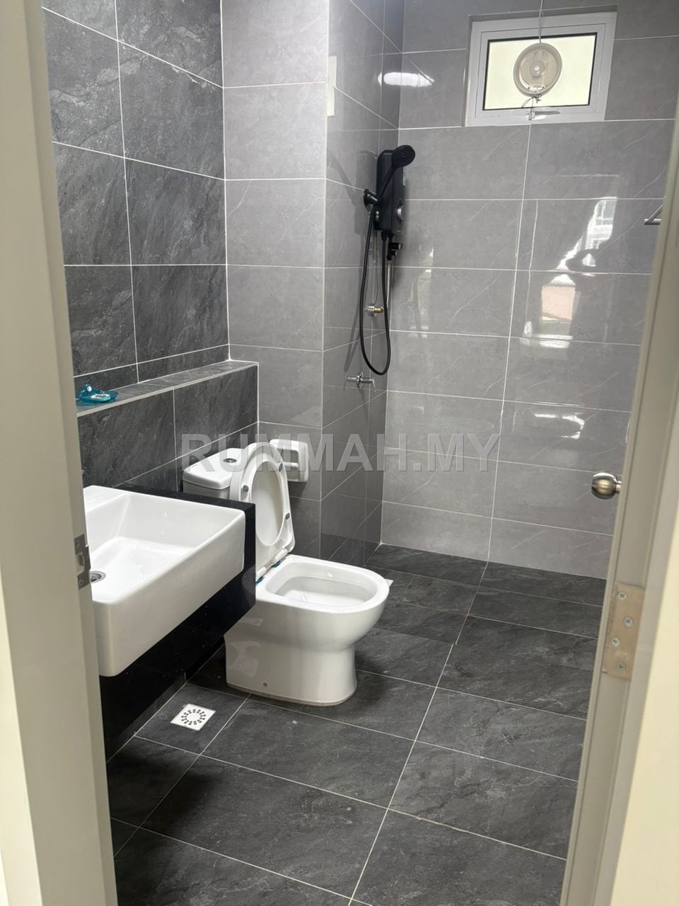 condo in Bayan Lepas, Penang — photo 6