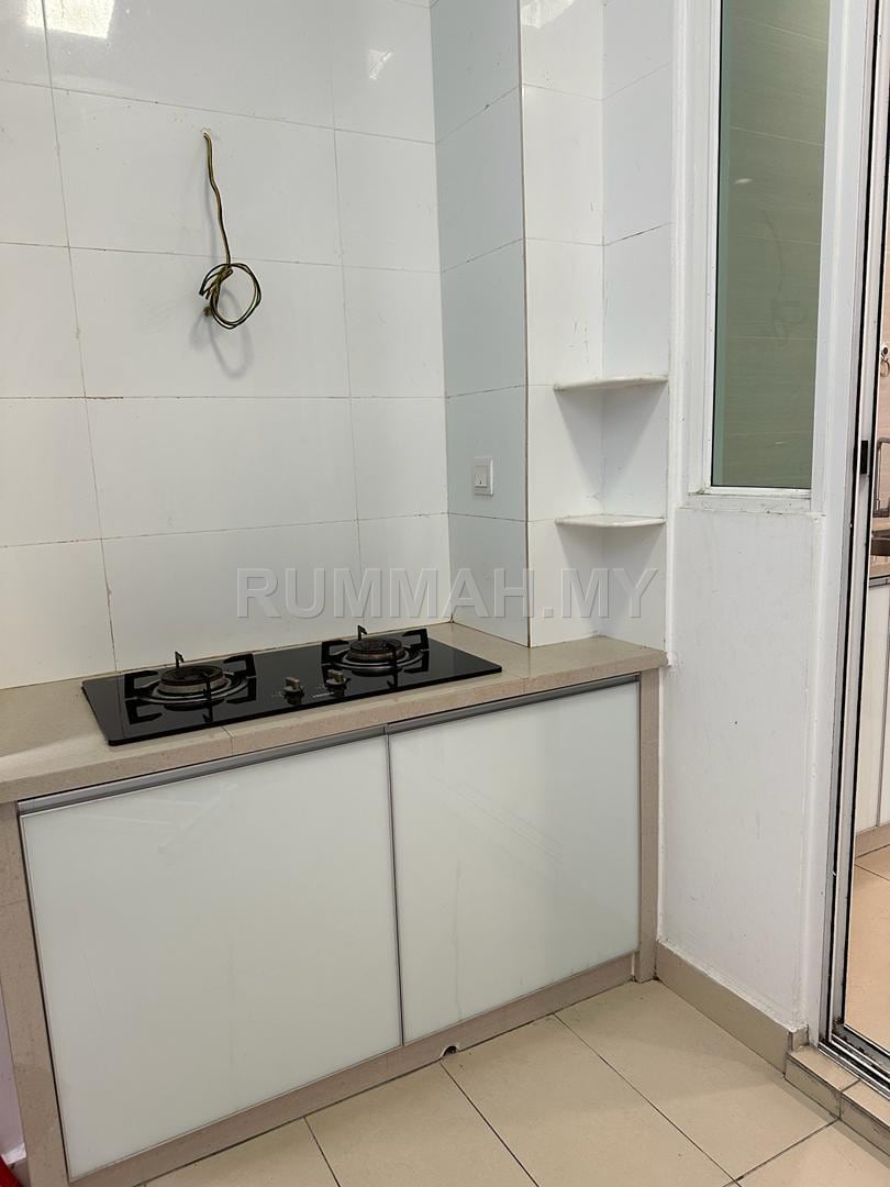condo in Sungai Ara, Penang — photo 4