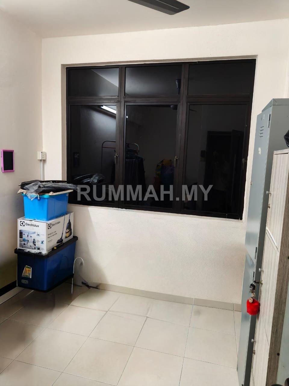 3-bedroom condo in Paya Terubong, Penang for sale - Apartment for Sale @ Majestic Height, Penang | Partially Furnished