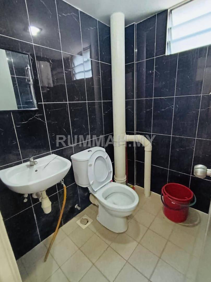 condo in Jelutong, Penang — photo 5