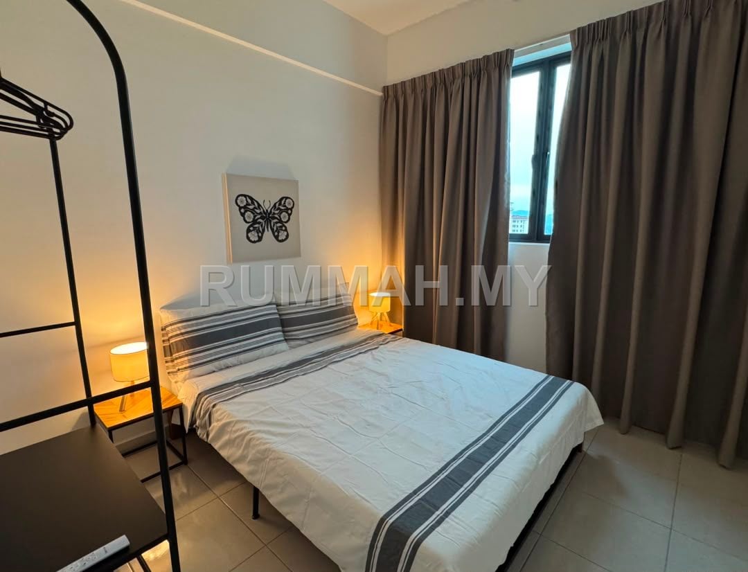 condo in Gelugor, Penang — photo 5
